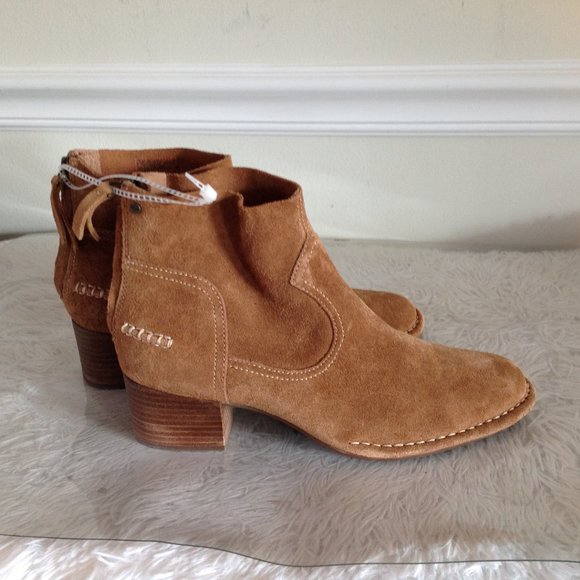 UGG Bandara Suede Ankle Boots - Picture 4 of 11